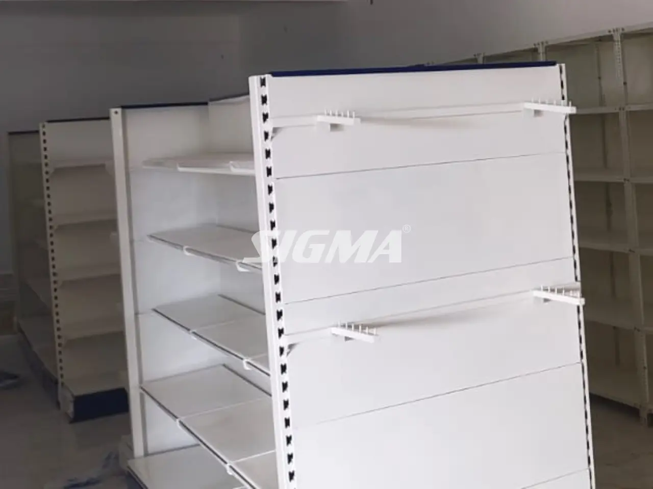 213847050_Premium-end-display-Racks-Maharajganj.webp