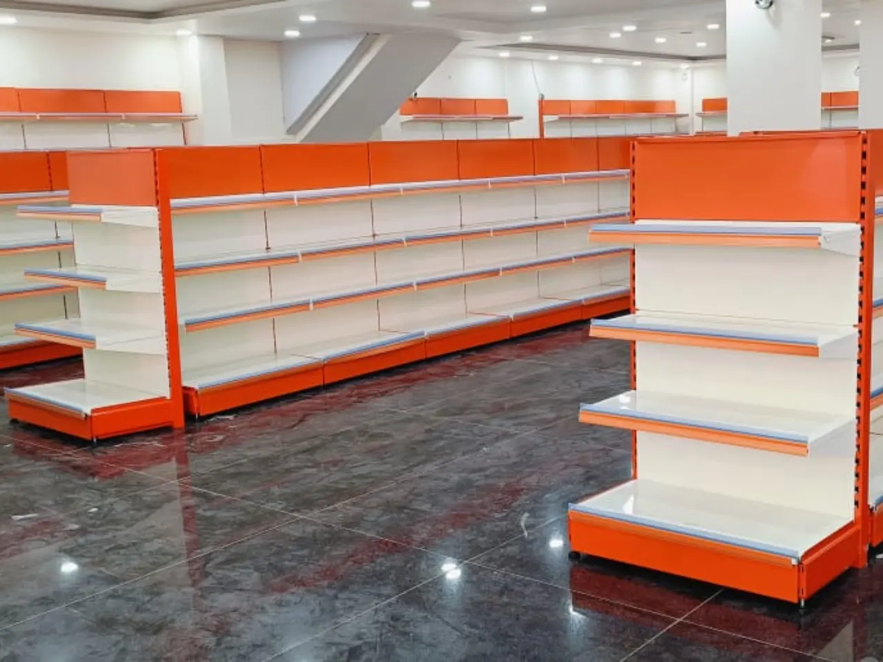 291203255_end-display-racks-Installation-Rishikesh.webp