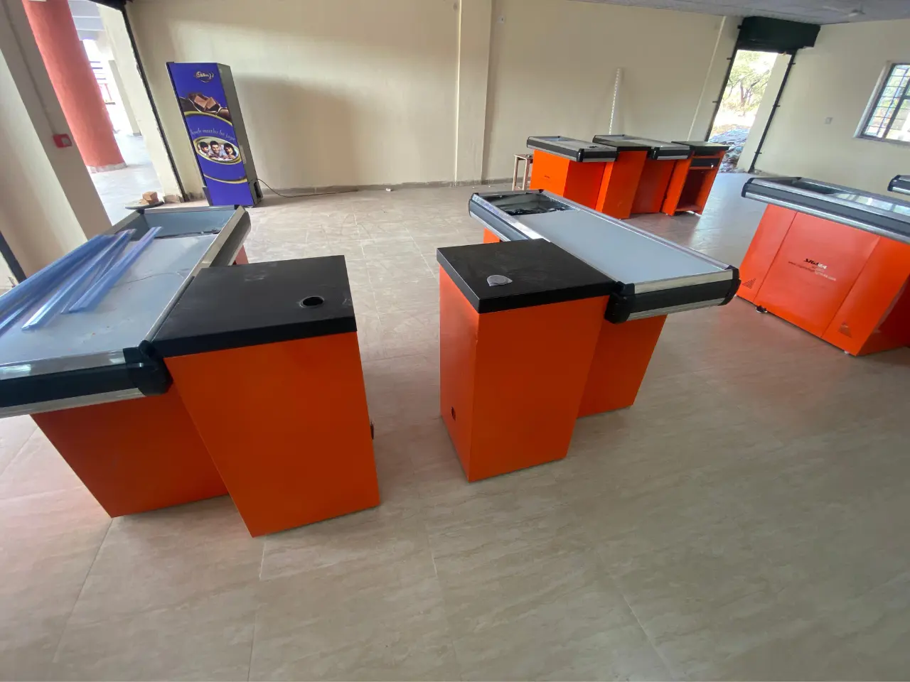 636972512_Display-counter-Jaipur.webp