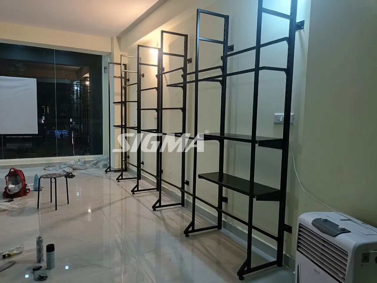 703367149_garment-display-Racks-Bangalore1.webp