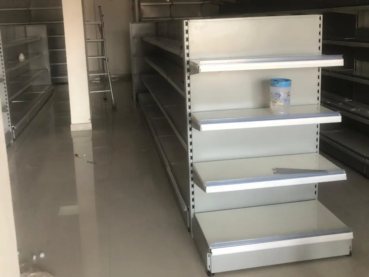 765972754_end-display-rack.webp