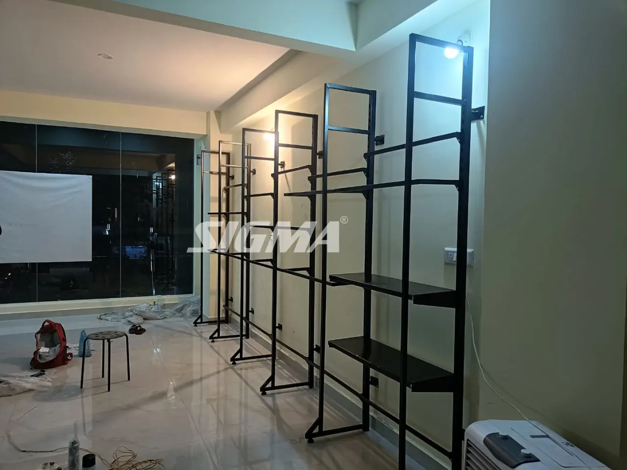 794665721_garment-display-Racks-Bangalore2.webp